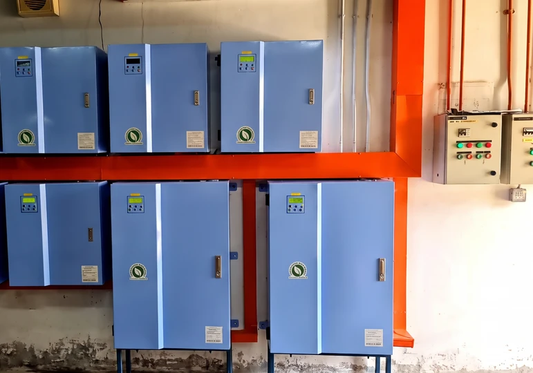 Multiple DVDC units on dual-tier racking in a mall plant room