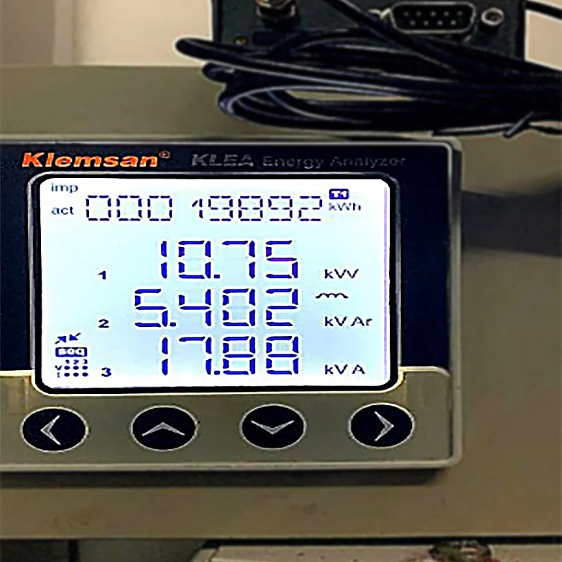 Klemsan KLEA energy analyser recording kW, kWh and kVA on an installed circuit